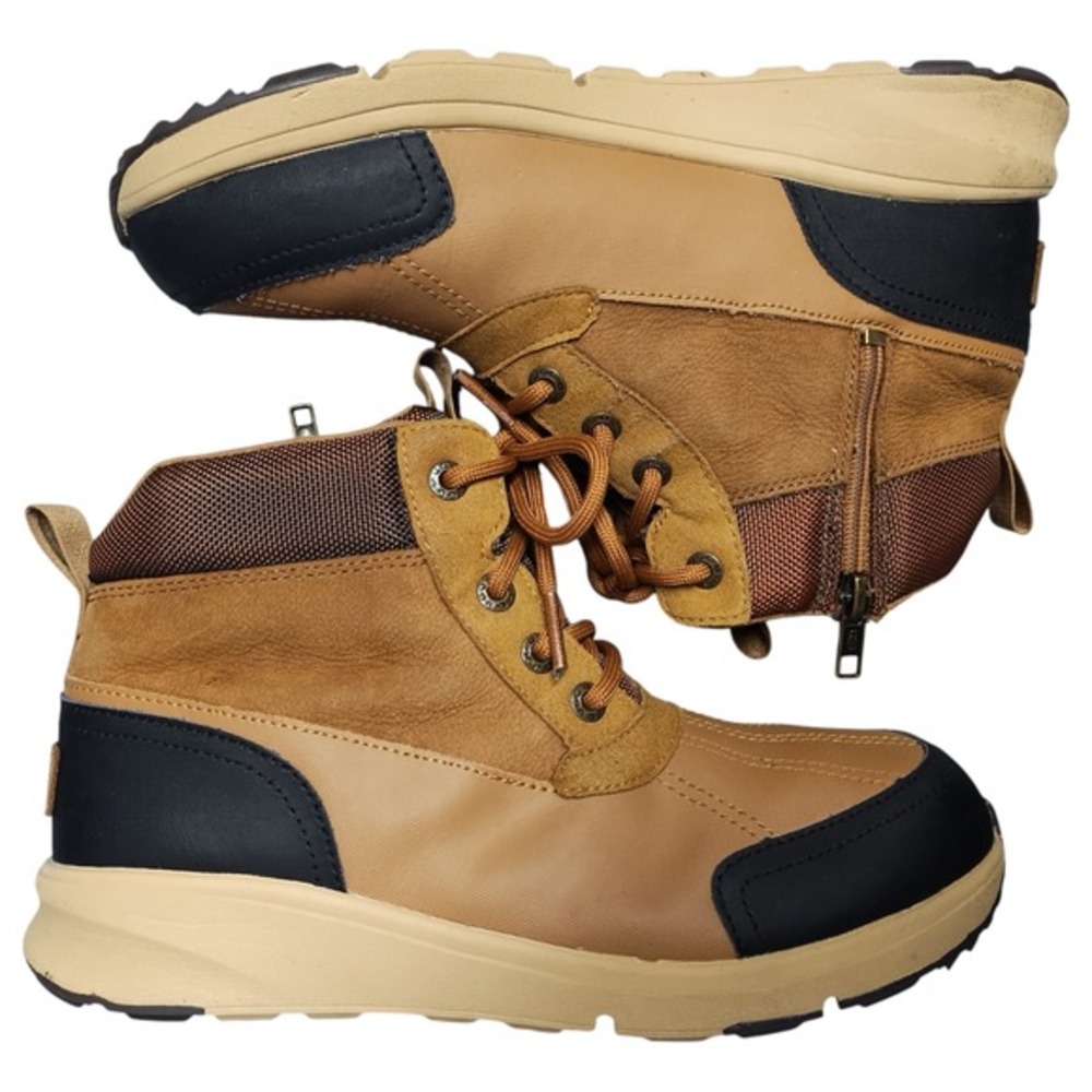 UGG Emmett Duck Boots Womens US 6 Multi Thinsulate Waterproof Lace Up 1152411K